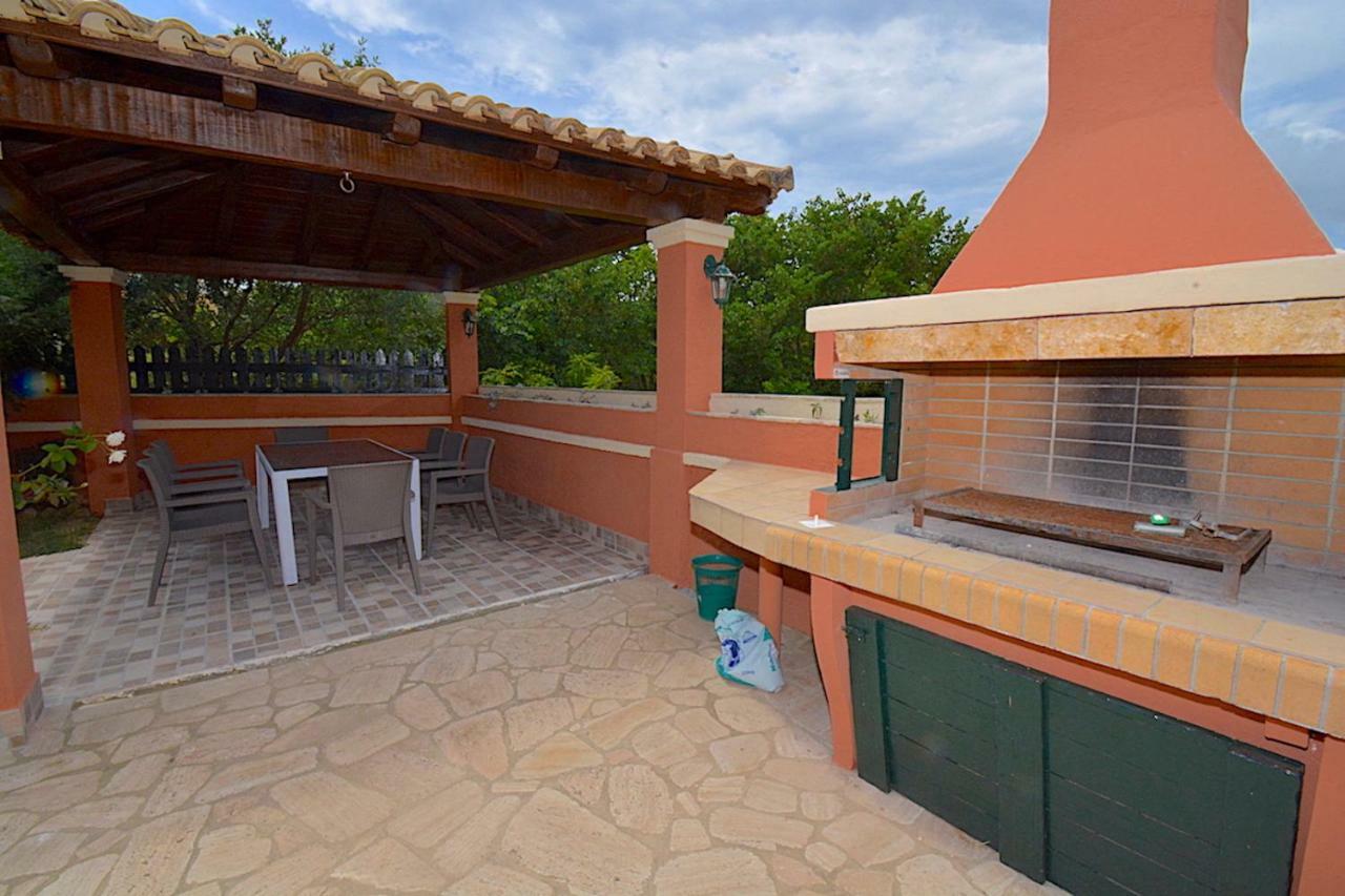 Villa Alex Sinarádes Esterno foto