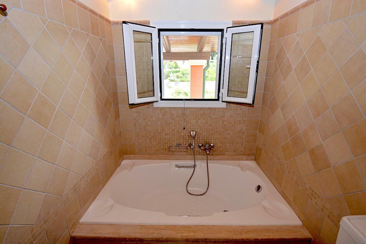 Villa Alex Sinarádes Esterno foto