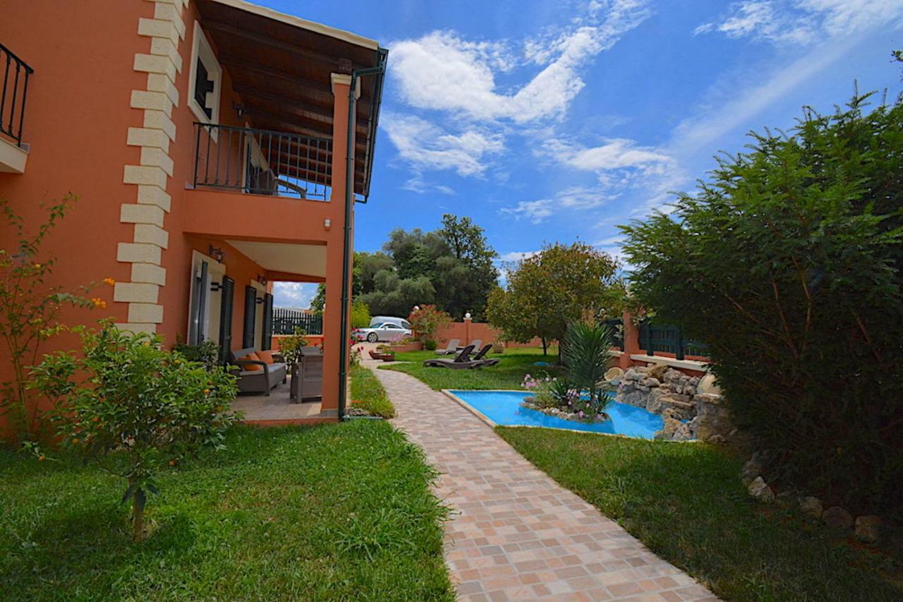 Villa Alex Sinarádes Esterno foto