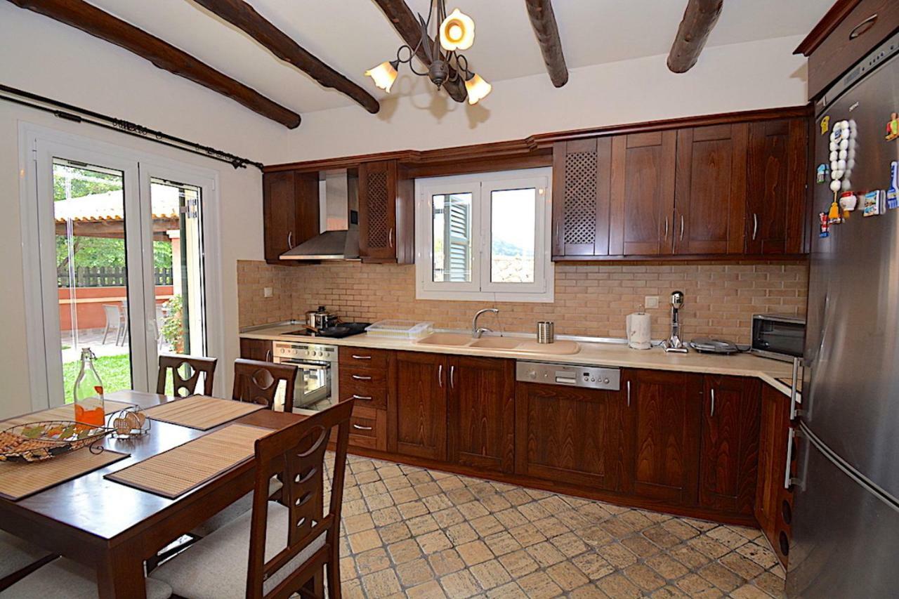 Villa Alex Sinarádes Esterno foto