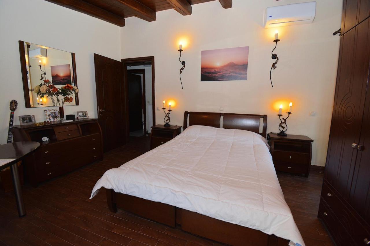 Villa Alex Sinarádes Esterno foto